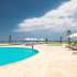 Квартира от застройщика в Фамагуста, Северный Кипр вид на море с бассейном в рассрочку: купить недвижимость в Турции - 71532
