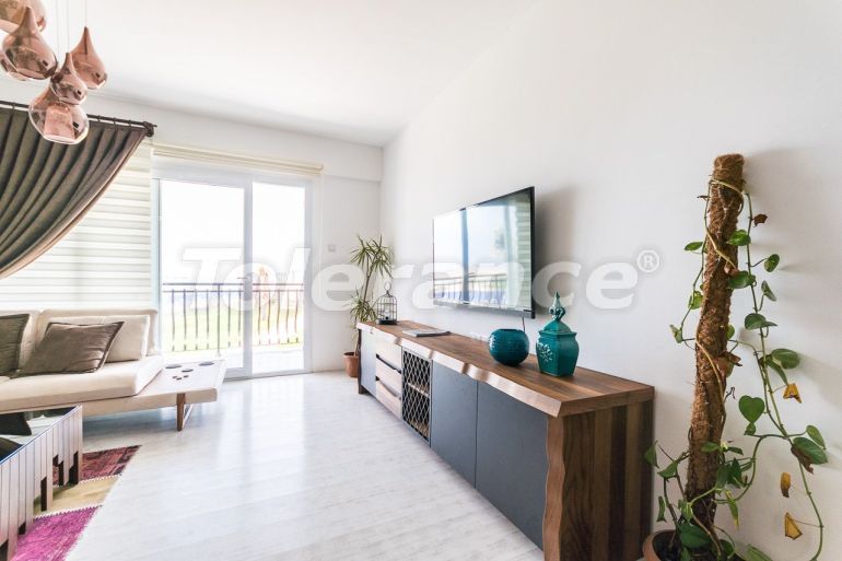 Квартира от застройщика в Фамагуста, Северный Кипр вид на море с бассейном в рассрочку: купить недвижимость в Турции - 71560