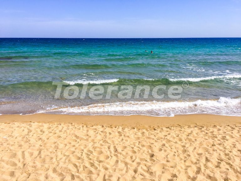 Квартира от застройщика в Фамагуста, Северный Кипр вид на море с бассейном: купить недвижимость в Турции - 72060