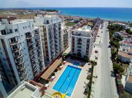 Квартира в Фамагуста, Северный Кипр вид на море с бассейном: купить недвижимость в Турции - 72150