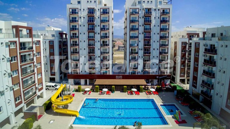 Квартира в Фамагуста, Северный Кипр вид на море с бассейном: купить недвижимость в Турции - 72152