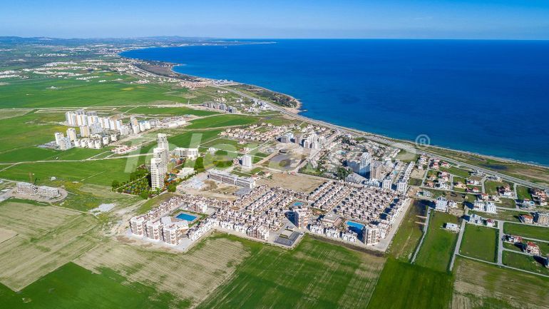 Квартира от застройщика в Фамагуста, Северный Кипр вид на море с бассейном в рассрочку: купить недвижимость в Турции - 72321