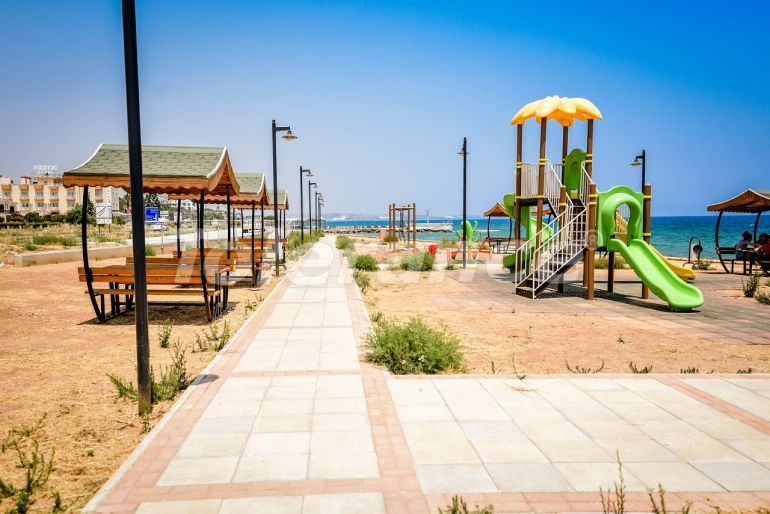 Квартира от застройщика в Фамагуста, Северный Кипр с бассейном в рассрочку: купить недвижимость в Турции - 73863