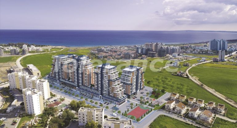 Квартира от застройщика в Фамагуста, Северный Кипр вид на море с бассейном в рассрочку: купить недвижимость в Турции - 74540