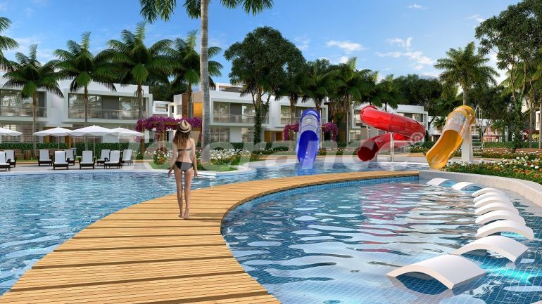 Квартира от застройщика в Фамагуста, Северный Кипр вид на море с бассейном в рассрочку: купить недвижимость в Турции - 74615