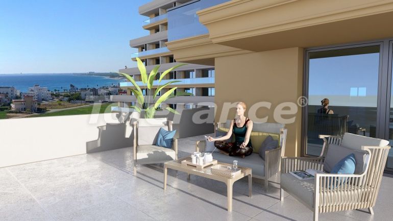 Квартира в Фамагуста, Северный Кипр вид на море с бассейном в рассрочку: купить недвижимость в Турции - 74825