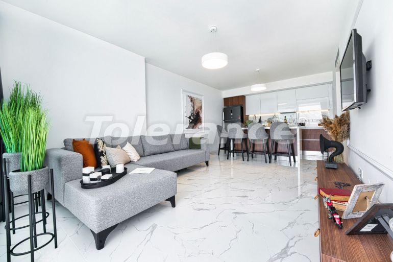 Квартира в Фамагуста, Северный Кипр вид на море с бассейном: купить недвижимость в Турции - 75219