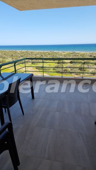 Квартира в Фамагуста, Северный Кипр вид на море с бассейном: купить недвижимость в Турции - 77439