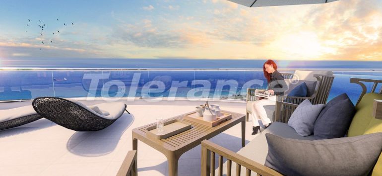 Квартира от застройщика в Фамагуста, Северный Кипр вид на море с бассейном в рассрочку: купить недвижимость в Турции - 81100