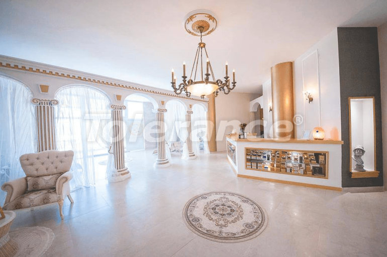 Квартира в Фамагуста, Северный Кипр с бассейном: купить недвижимость в Турции - 81413