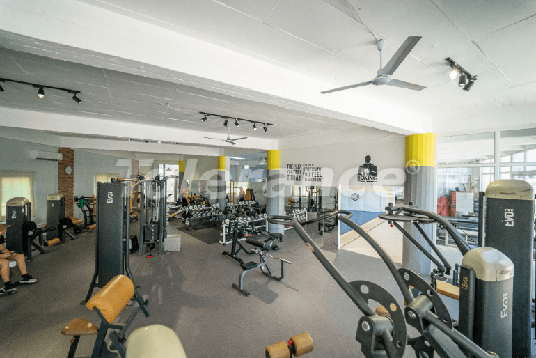 Квартира в Фамагуста, Северный Кипр с бассейном: купить недвижимость в Турции - 81421