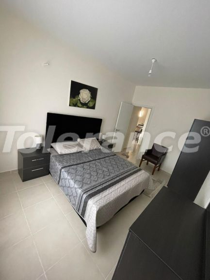 Квартира в Фамагуста, Северный Кипр с бассейном: купить недвижимость в Турции - 81433