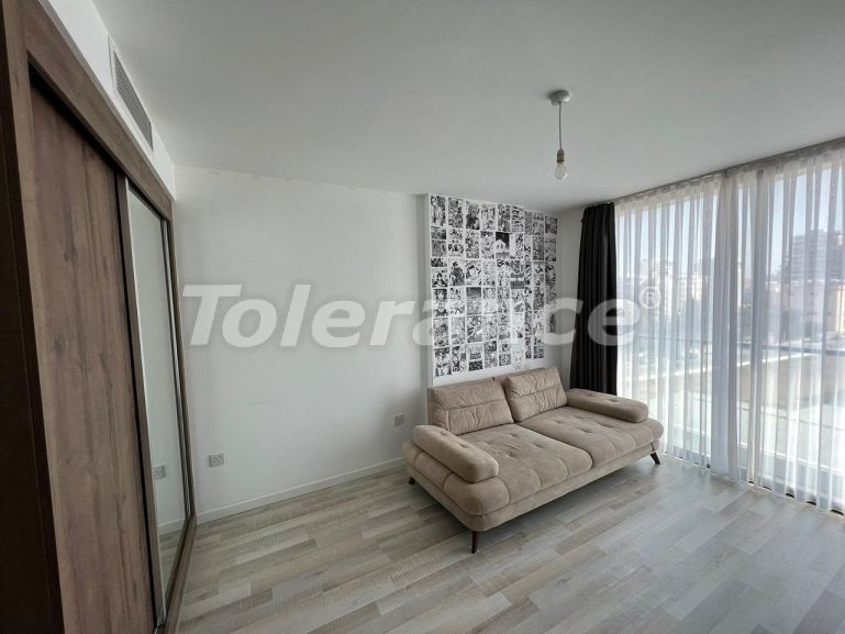 Квартира в Фамагуста, Северный Кипр с бассейном: купить недвижимость в Турции - 84572