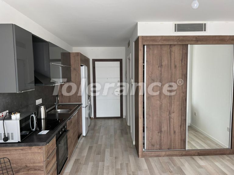 Квартира в Фамагуста, Северный Кипр с бассейном: купить недвижимость в Турции - 84574