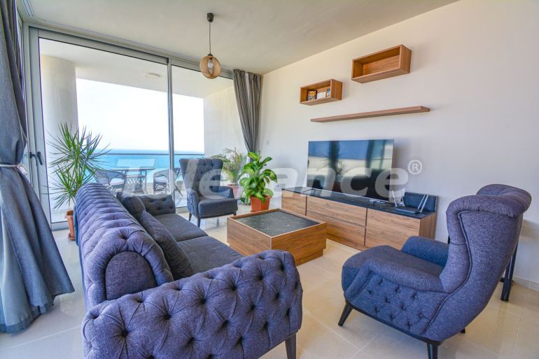 Квартира в Фамагуста, Северный Кипр вид на море с бассейном в рассрочку: купить недвижимость в Турции - 85165