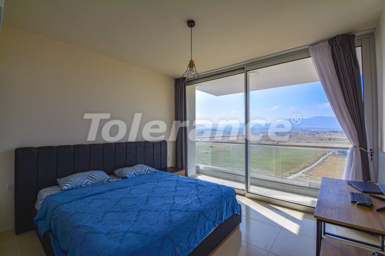 Квартира в Фамагуста, Северный Кипр вид на море с бассейном в рассрочку: купить недвижимость в Турции - 85168