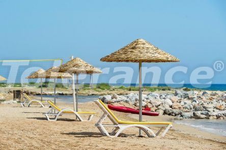 Квартира в Фамагуста, Северный Кипр вид на море с бассейном в рассрочку: купить недвижимость в Турции - 86004