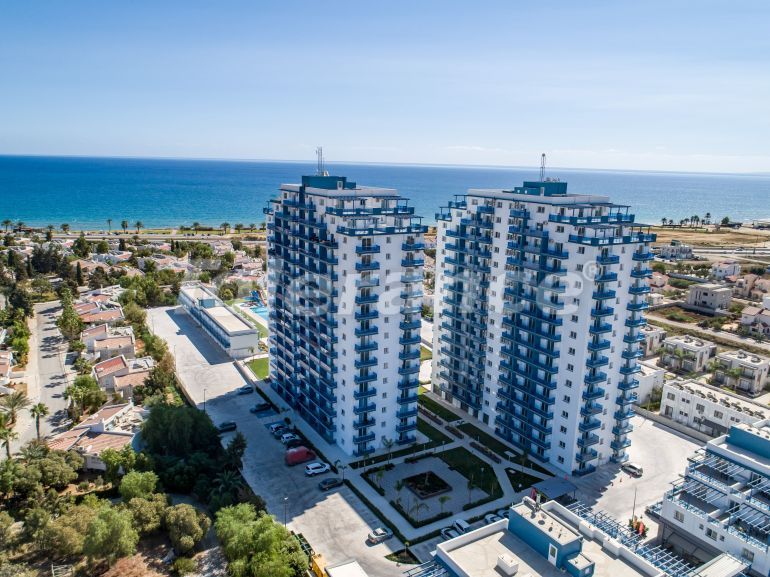 Квартира в Фамагуста, Северный Кипр вид на море с бассейном в рассрочку: купить недвижимость в Турции - 86126