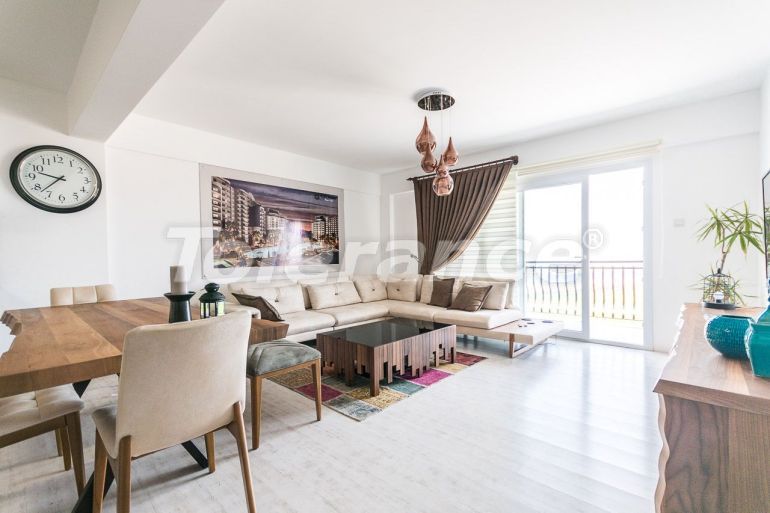 Квартира от застройщика в Фамагуста, Северный Кипр вид на море с бассейном в рассрочку: купить недвижимость в Турции - 86388