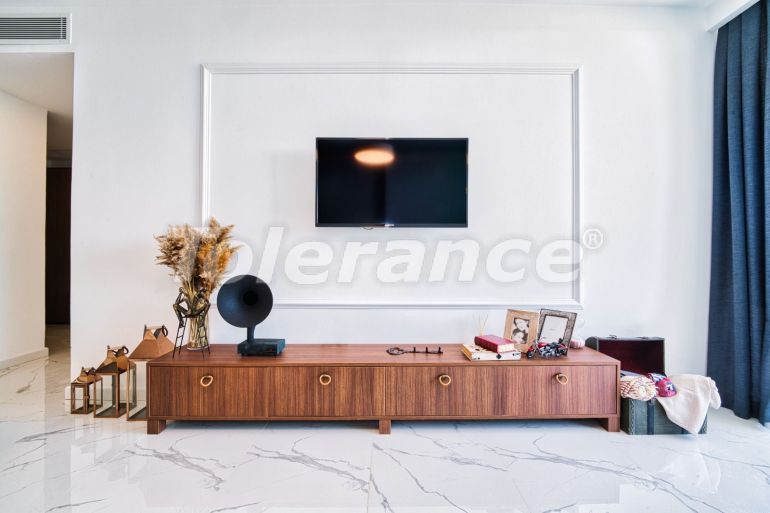 Квартира в Фамагуста, Северный Кипр вид на море с бассейном: купить недвижимость в Турции - 88331