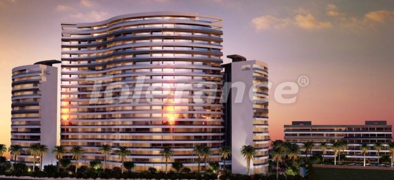 Квартира в Фамагуста, Северный Кипр вид на море с бассейном: купить недвижимость в Турции - 88706