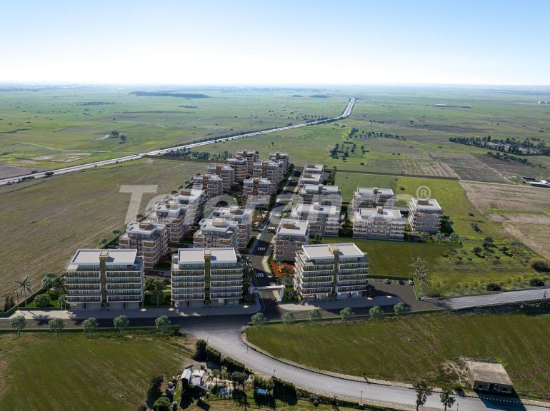 Квартира от застройщика в Фамагуста, Северный Кипр с бассейном в рассрочку: купить недвижимость в Турции - 89383