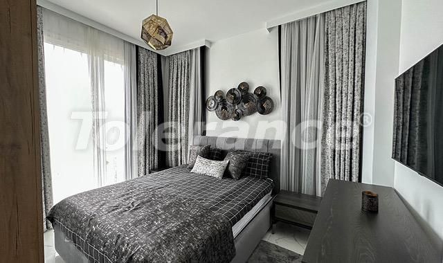 Квартира в Фамагуста, Северный Кипр вид на море с бассейном: купить недвижимость в Турции - 90429