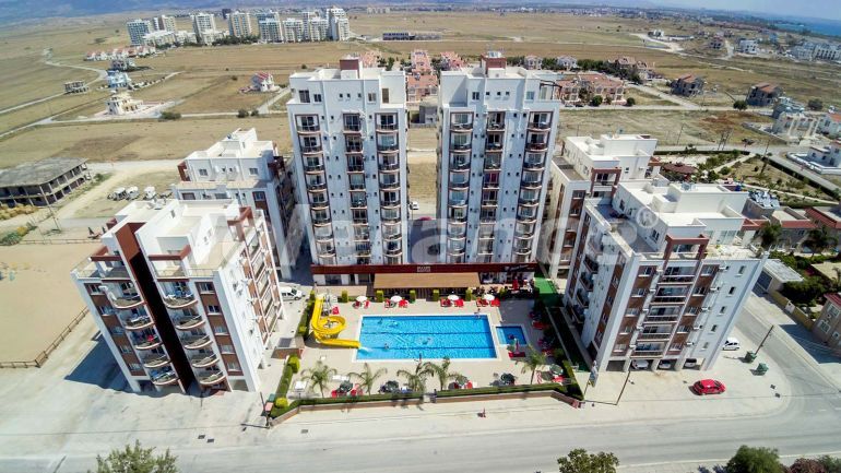 Квартира в Фамагуста, Северный Кипр вид на море с бассейном: купить недвижимость в Турции - 90521