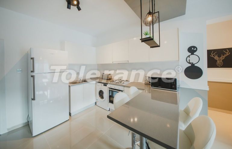 Квартира от застройщика в Фамагуста, Северный Кипр с бассейном в рассрочку: купить недвижимость в Турции - 93689