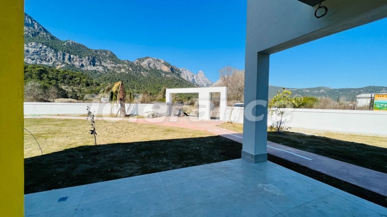 Квартира от застройщика в Гёйнюк, Кемер с бассейном: купить недвижимость в Турции - 78128