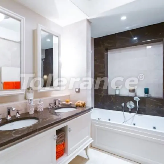 Квартира от застройщика в Стамбуле вид на море с бассейном в рассрочку: купить недвижимость в Турции - 27029