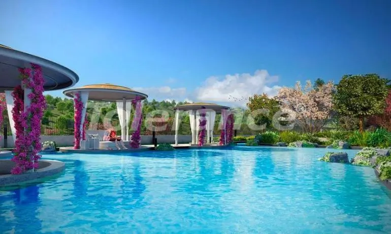 Квартира от застройщика в Кягытхане, Стамбул с бассейном: купить недвижимость в Турции - 37325