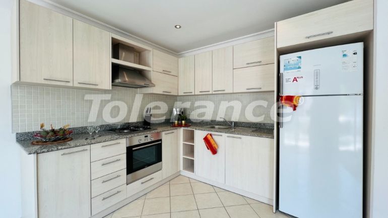 Квартира в Кемере с бассейном: купить недвижимость в Турции - 104070