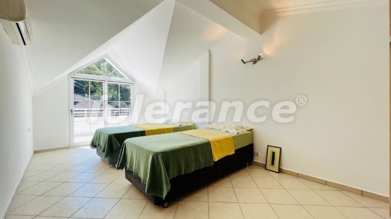 Квартира в Кемере с бассейном: купить недвижимость в Турции - 104075