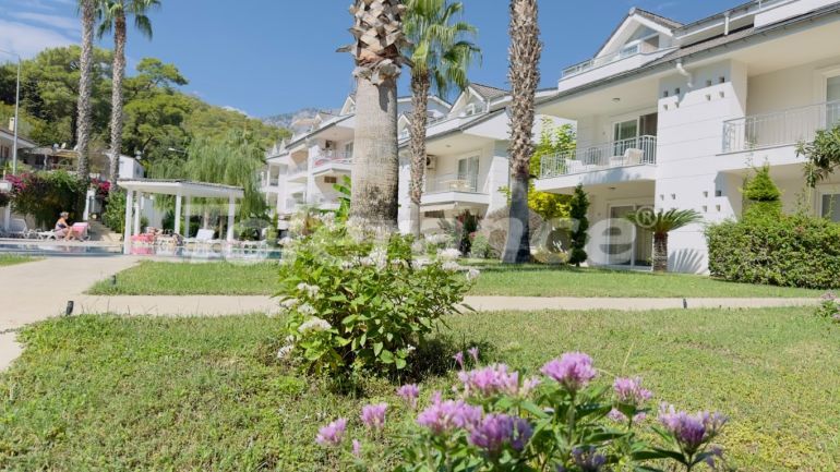 Квартира в Кемере с бассейном: купить недвижимость в Турции - 104084