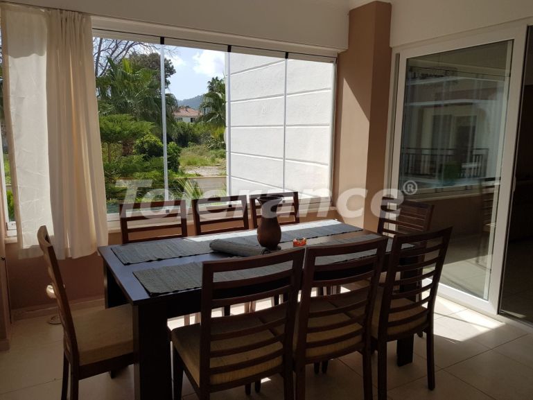 Квартира в Кемере с бассейном: купить недвижимость в Турции - 107939