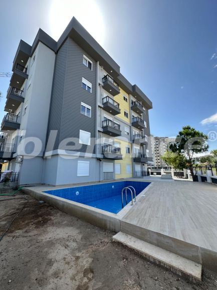 Квартира в Кепез, Анталия с бассейном: купить недвижимость в Турции - 84872