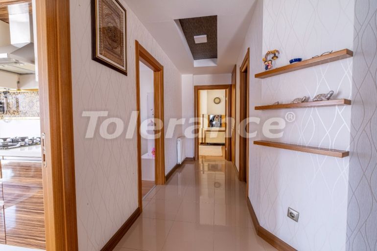 Квартира в Коньяалты, Анталия с бассейном: купить недвижимость в Турции - 100537