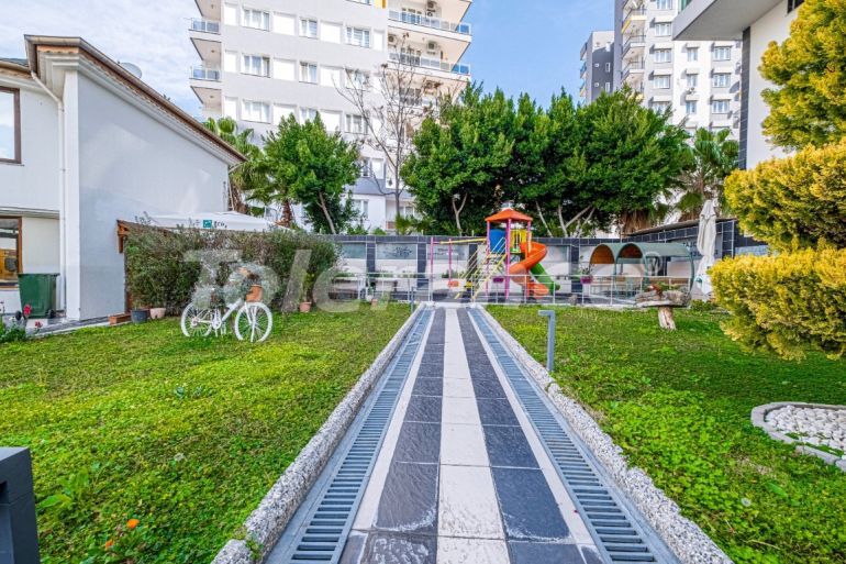 Квартира в Коньяалты, Анталия с бассейном: купить недвижимость в Турции - 100539