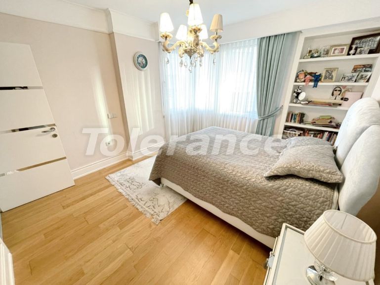 Квартира в Коньяалты, Анталия с бассейном: купить недвижимость в Турции - 101823