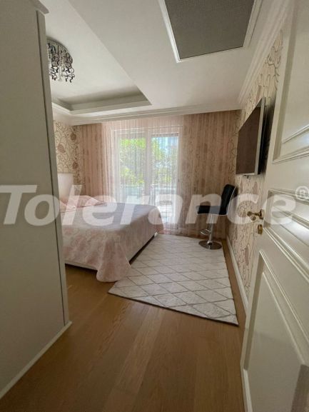 Квартира в Коньяалты, Анталия с бассейном: купить недвижимость в Турции - 102664