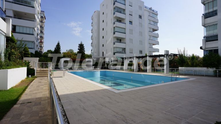 Квартира в Коньяалты, Анталия с бассейном: купить недвижимость в Турции - 102858