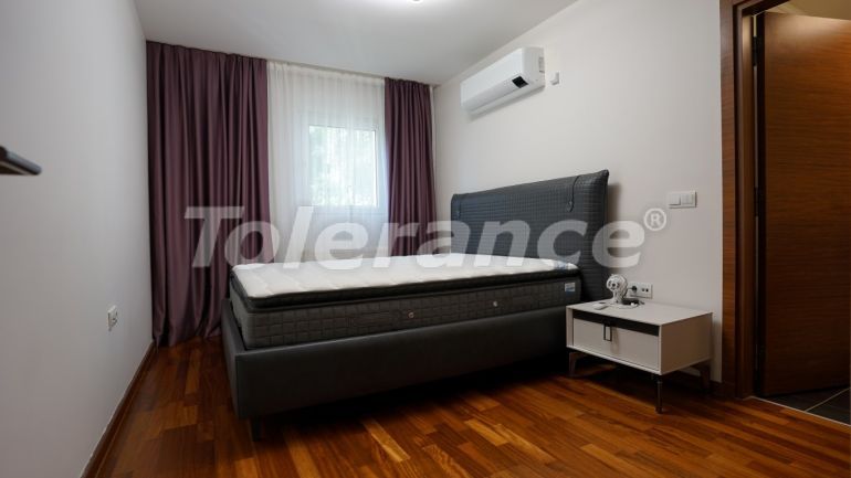 Квартира в Коньяалты, Анталия с бассейном: купить недвижимость в Турции - 102862