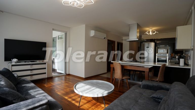 Квартира в Коньяалты, Анталия с бассейном: купить недвижимость в Турции - 102872