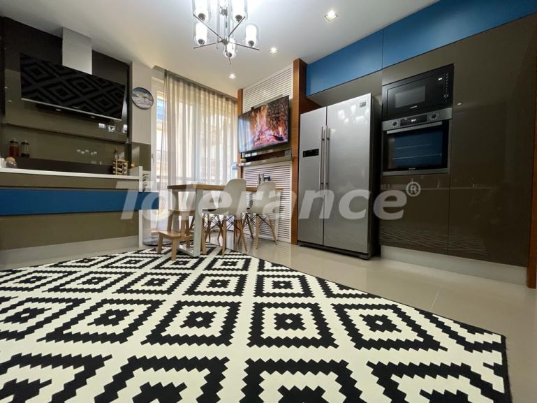 Квартира в Коньяалты, Анталия с бассейном: купить недвижимость в Турции - 103661