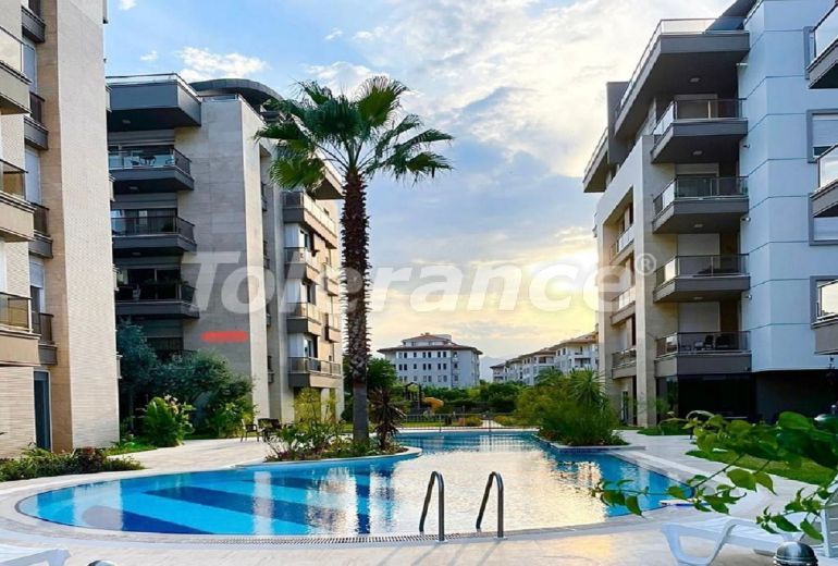 Квартира в Коньяалты, Анталия с бассейном: купить недвижимость в Турции - 103682