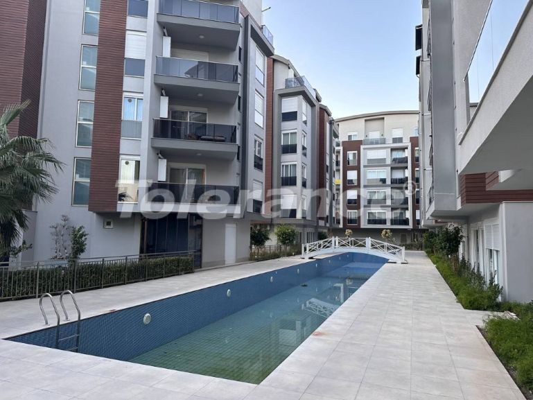 Квартира в Коньяалты, Анталия с бассейном: купить недвижимость в Турции - 103921