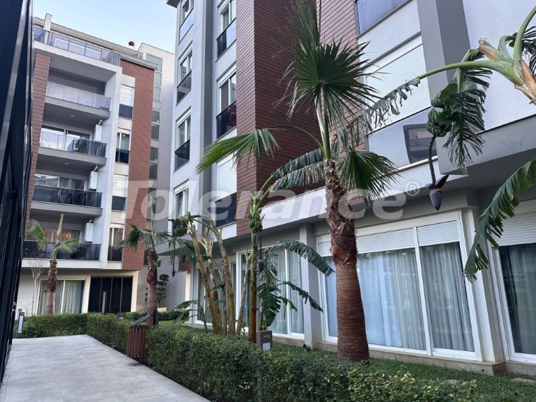 Квартира в Коньяалты, Анталия с бассейном: купить недвижимость в Турции - 103926