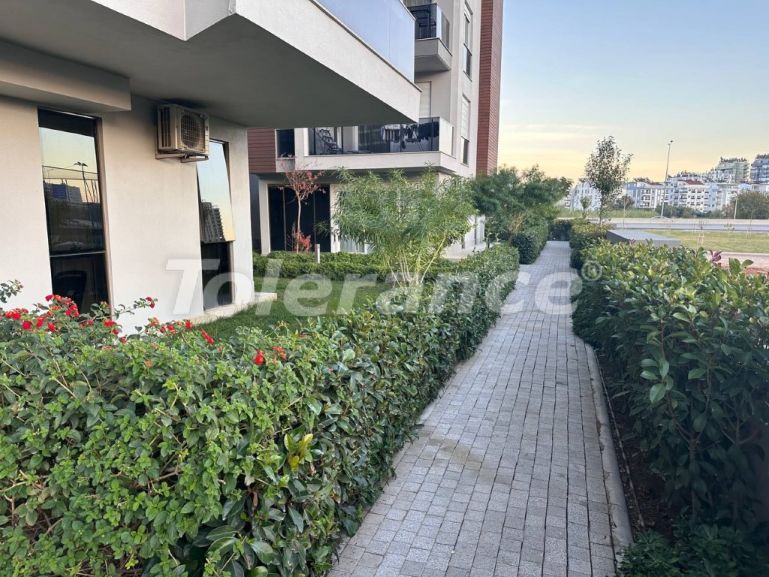 Квартира в Коньяалты, Анталия с бассейном: купить недвижимость в Турции - 103931