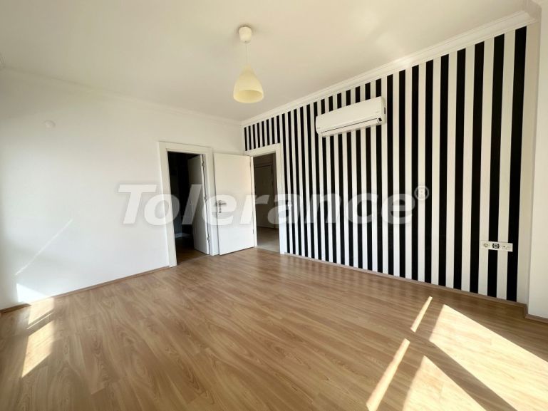 Квартира в Коньяалты, Анталия с бассейном: купить недвижимость в Турции - 104822